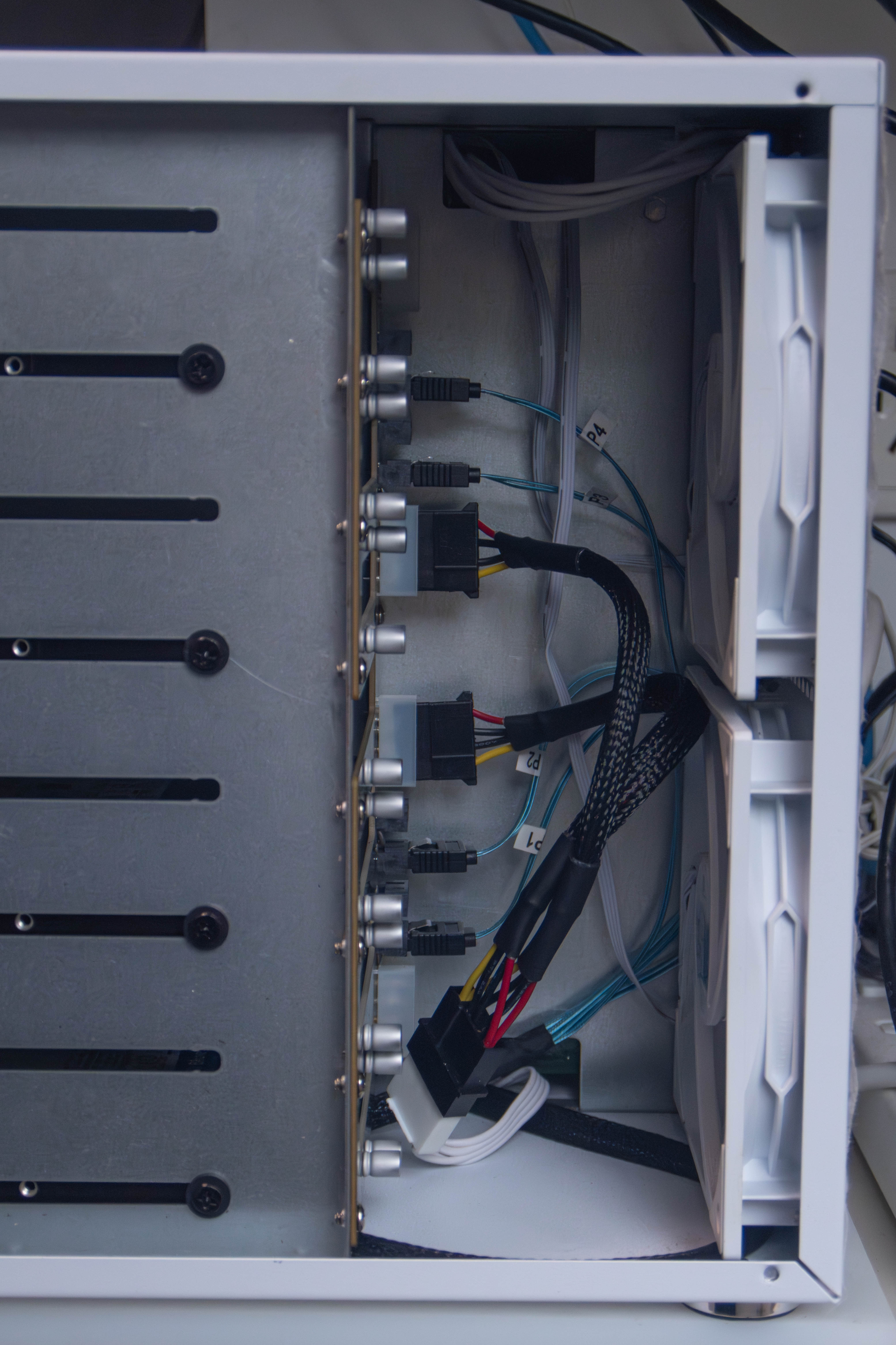 这是背板处 这是背板处